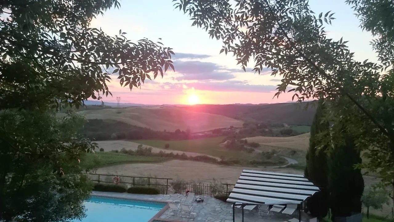 Farm stay Agriturismo La Mirandola Volterra